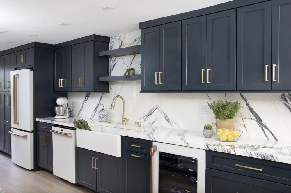 Slide of Everlast Construction