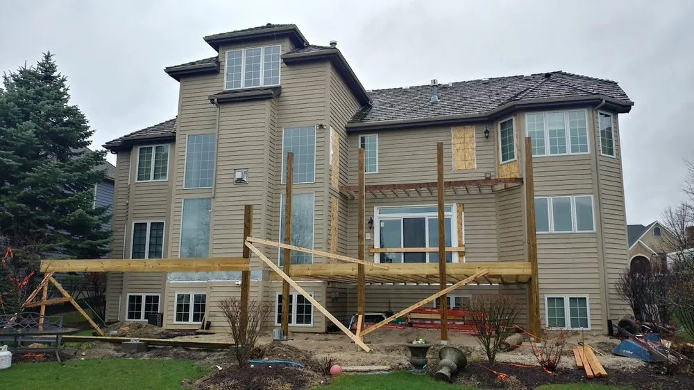 Slide of Everlast Exteriors Of Illinois