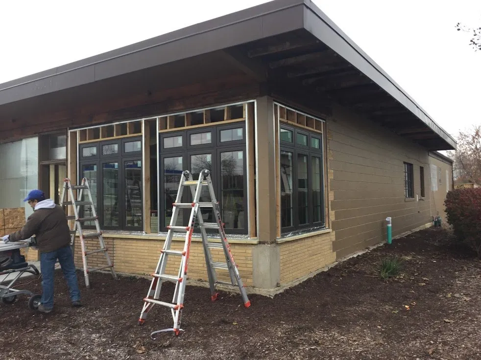 Slide of Everlast Exteriors Of Illinois