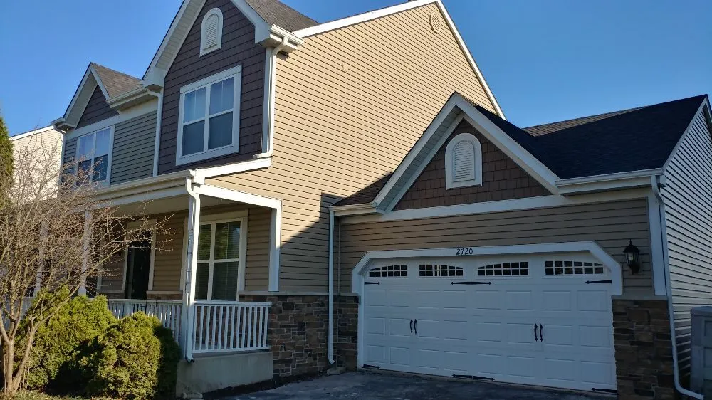 Slide of Everlast Exteriors Of Illinois