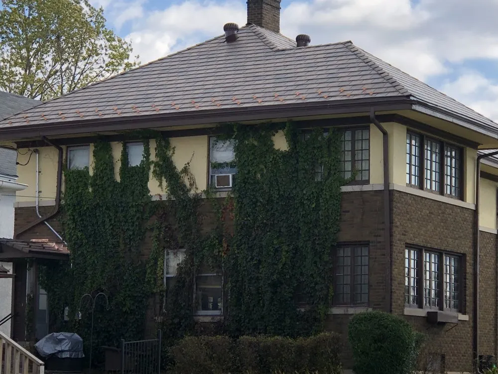 Slide of Everlast Exteriors