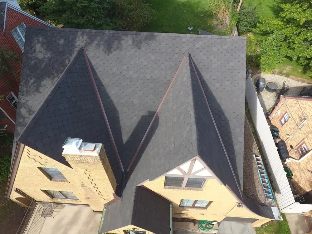 Slide of Everlast Exteriors