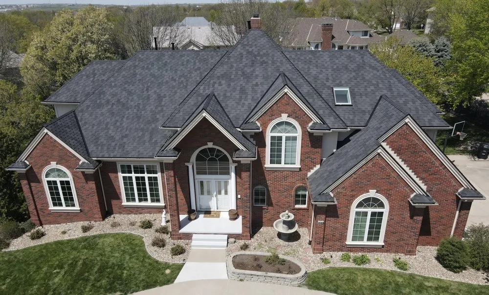 Slide of Everlast Exteriors