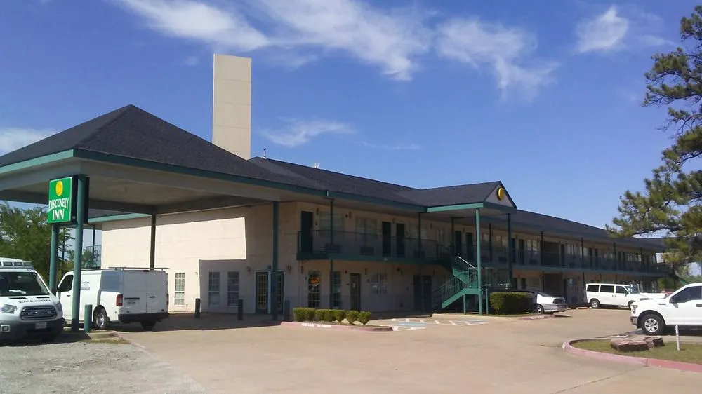 Slide of Everlast General Contractors