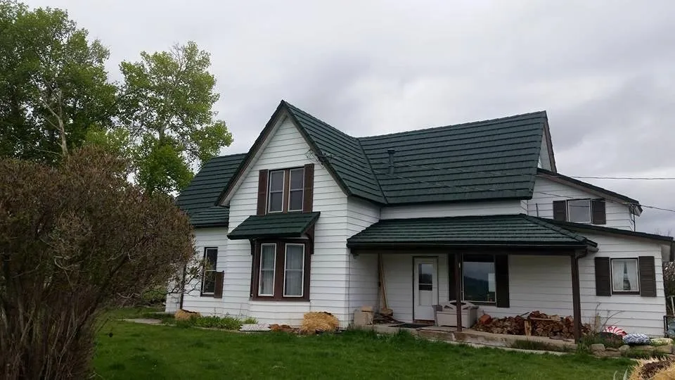 Slide of Everlast Metal