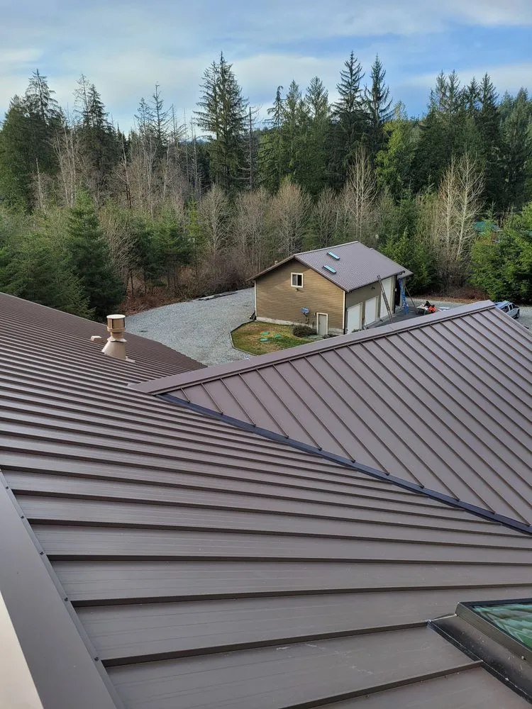 Expert shingle roofing service experts serving Sedro-Woolley, WA - Everlast roofing & Contracting