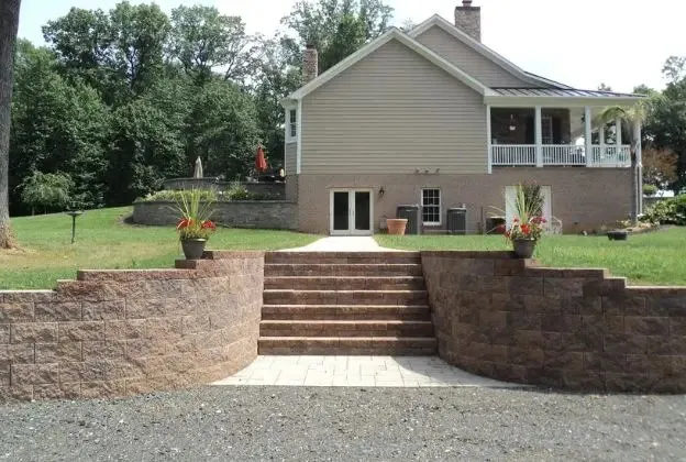 Slide of Everlast Roofing & Masonry