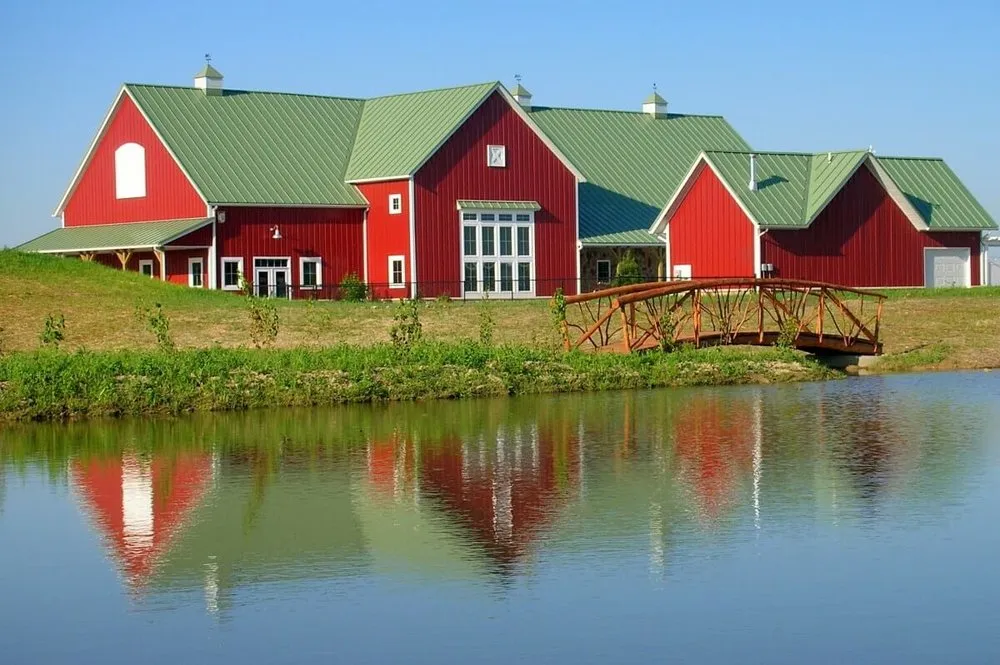 Slide of Everlast Roofing