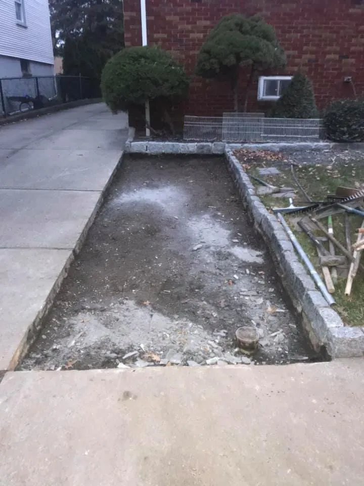 Slide of Everstone Construction