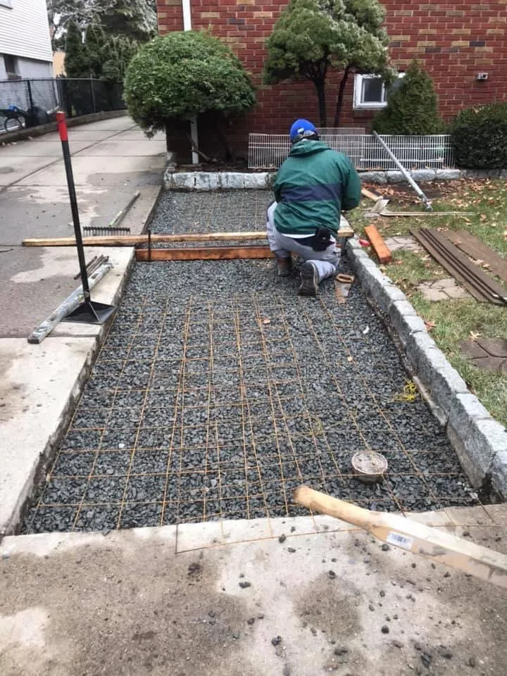 Slide of Everstone Construction