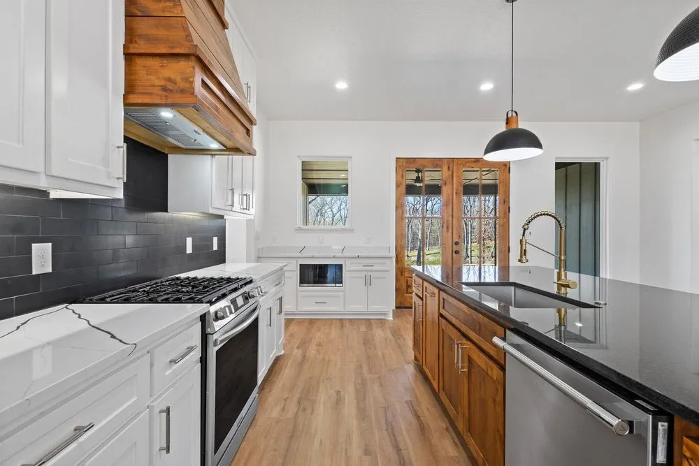 Slide of Evolution Homes