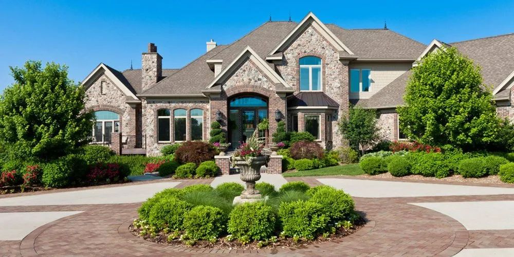 Slide of Executive Construction