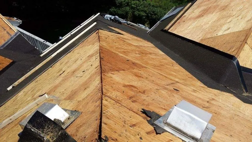 Slide of Executive Roofing Solutions