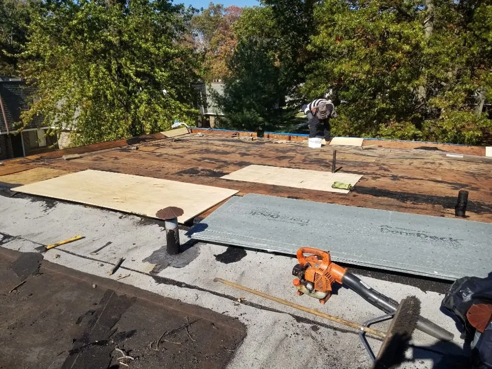 Slide of Executive Roofing Solutions