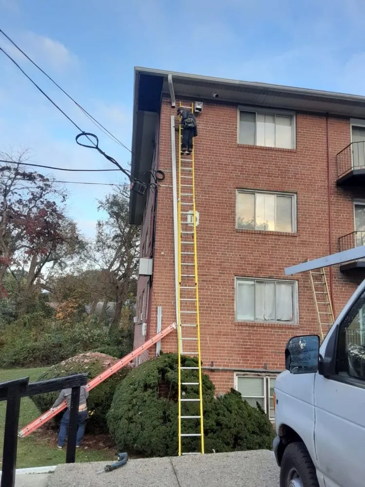 Slide of Executive Roofing Solutions