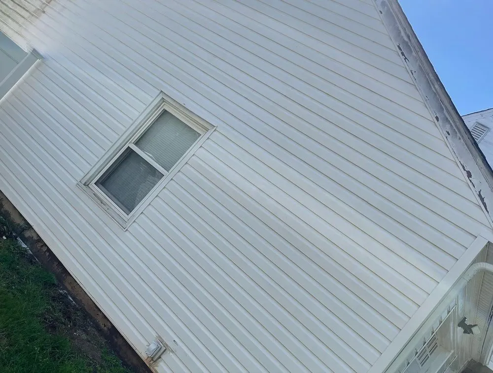 Slide of Experienced Construction & Power Washing