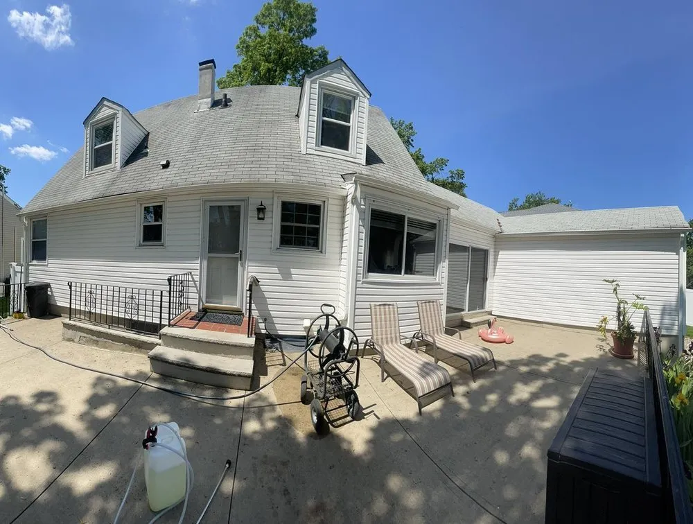 Slide of Experienced Construction & Power Washing