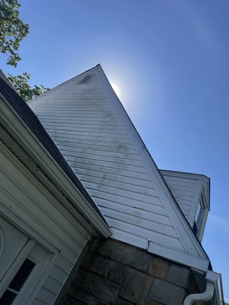 Slide of Experienced Construction & Power Washing