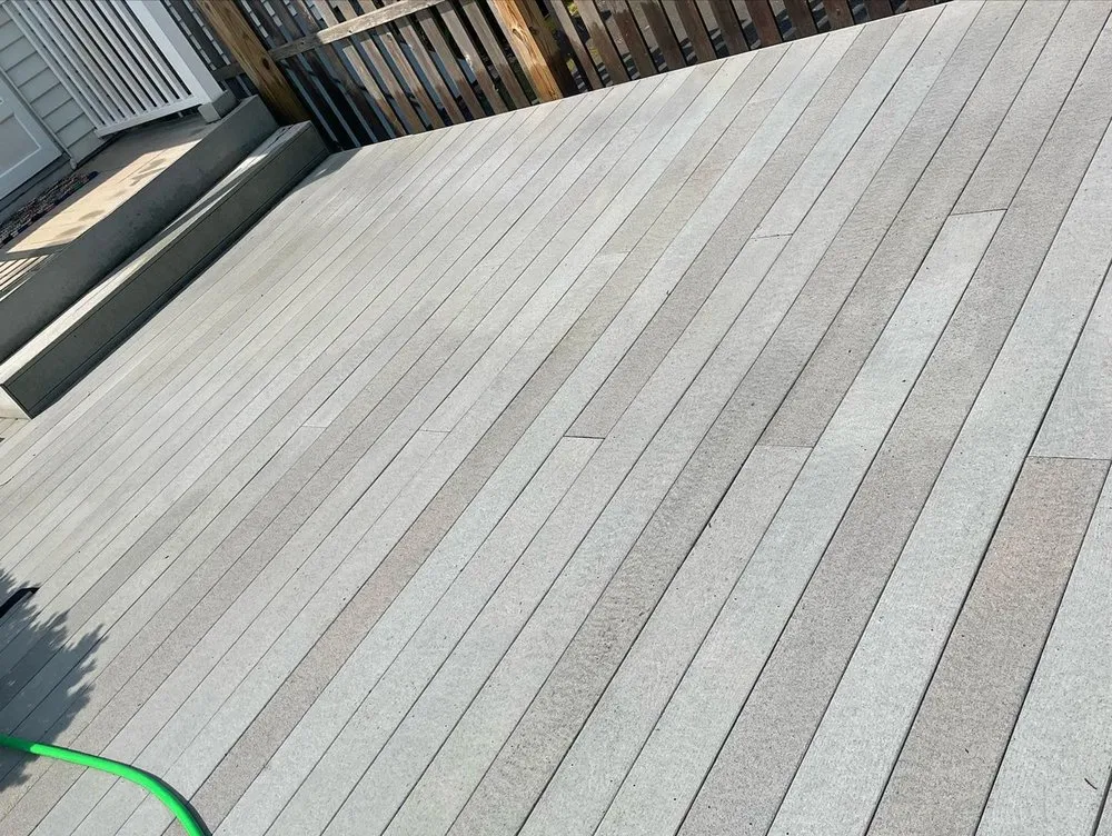 Slide of Experienced Construction & Power Washing