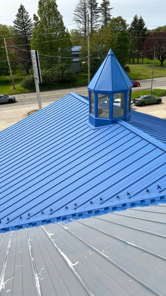 Slide of Expert Commercial Roofing