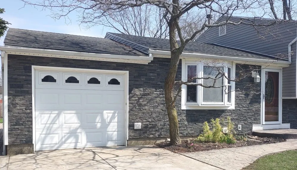 Slide of Expert Contracting