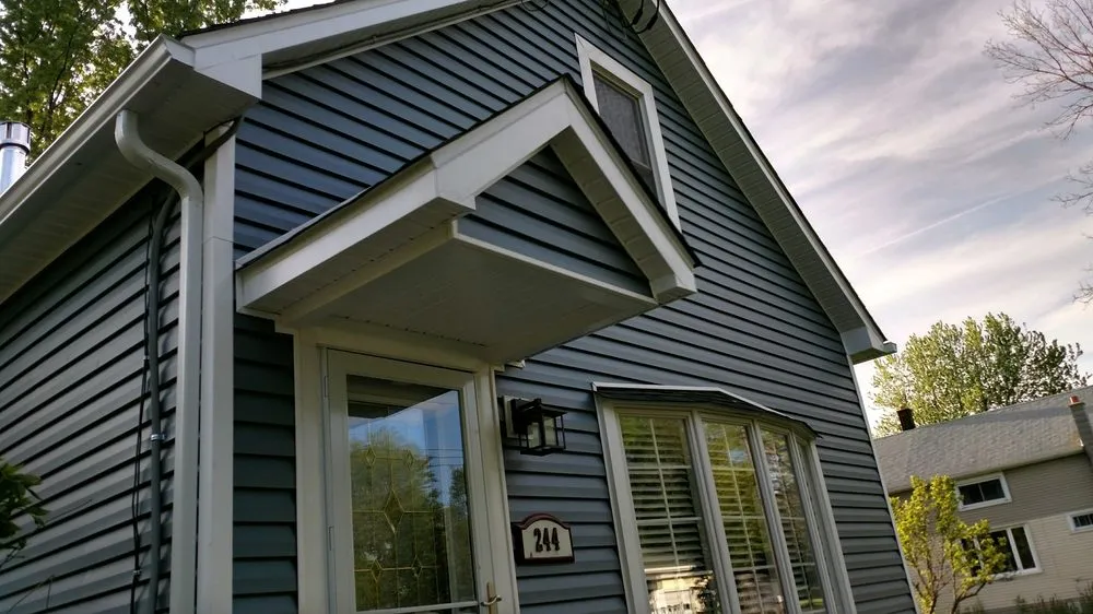 Slide of Expert Contracting