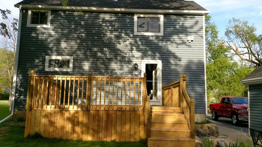 Slide of Expert Contracting