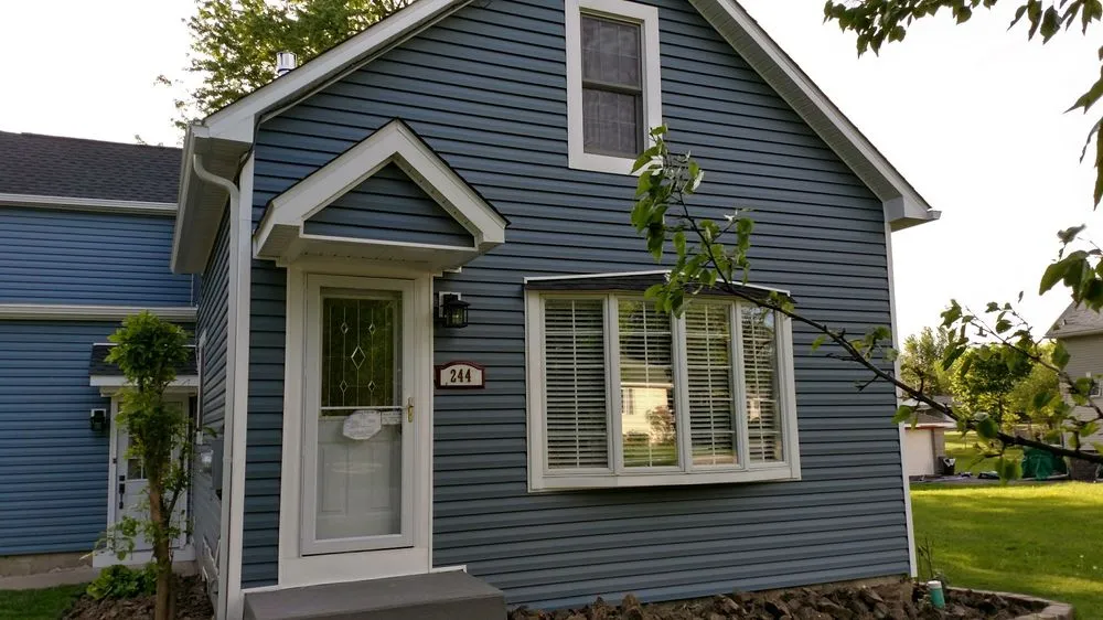 Slide of Expert Contracting