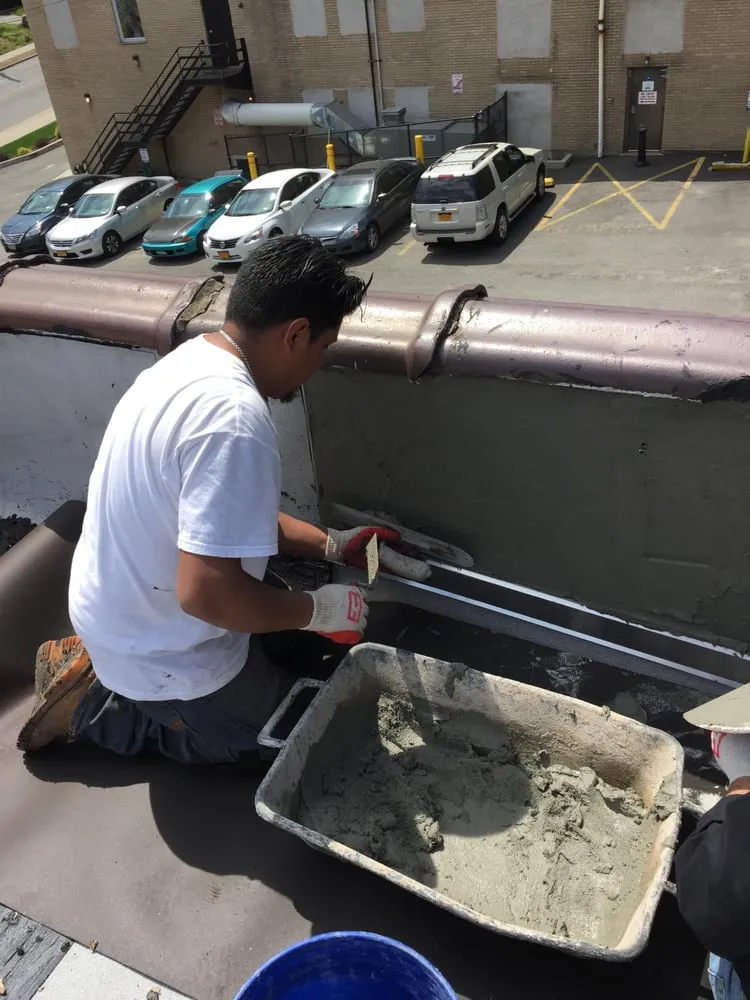 Slide of Expert Maintenance