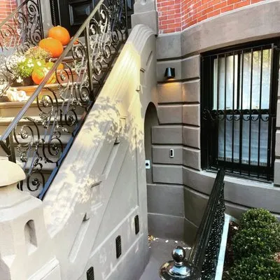 Expert Masonry & Construction Logo