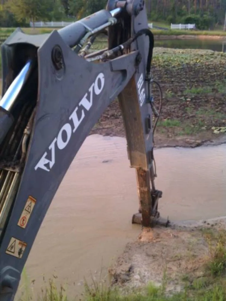 Slide of Expert Roofing