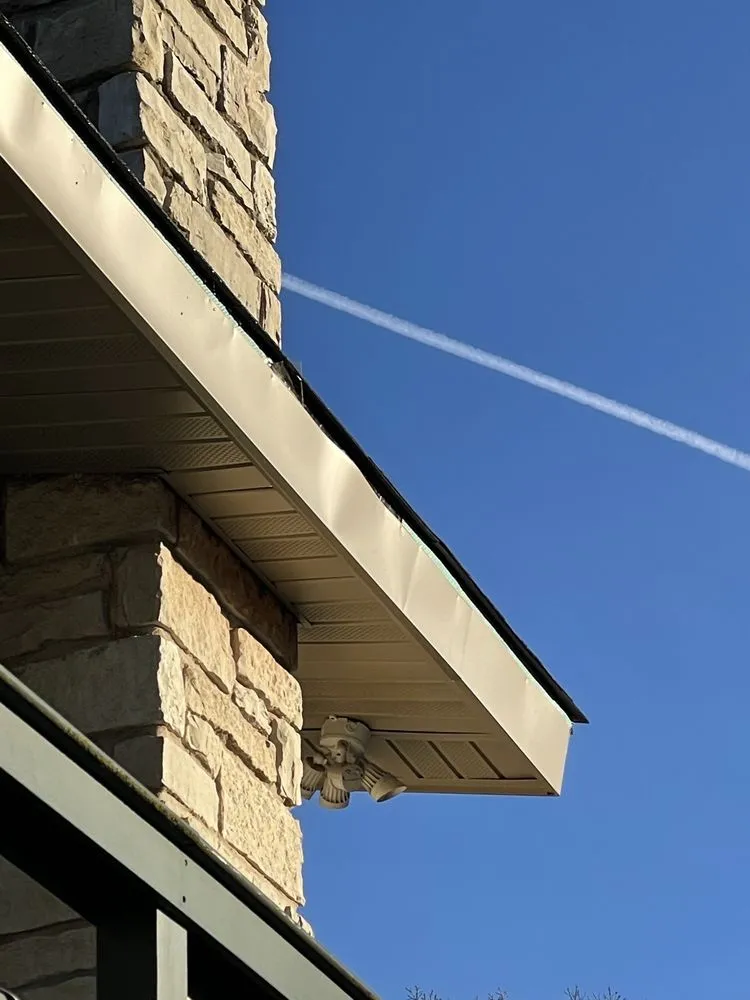 Slide of Expert Roofing