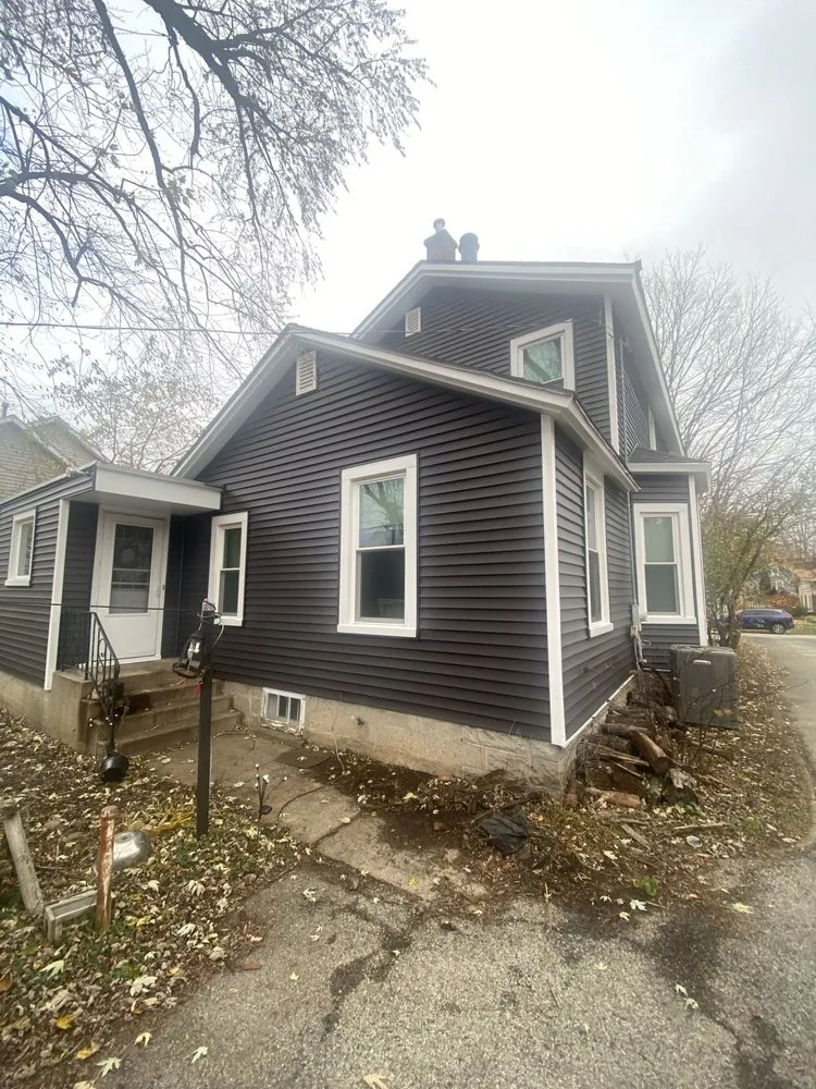 Slide of Expert Roofing