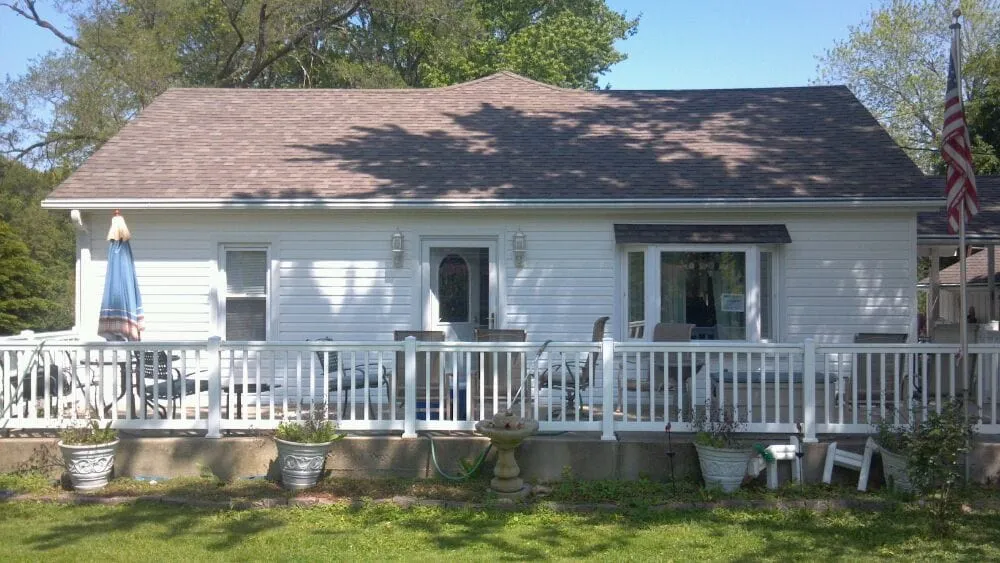 Slide of Expert Roofing