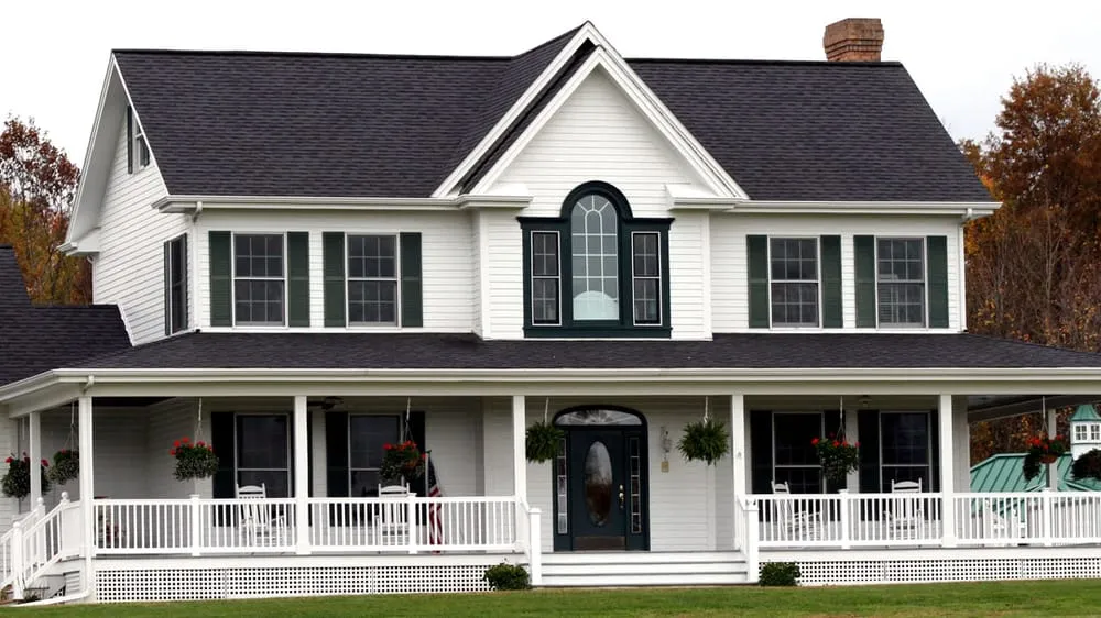 Slide of Expert Roofing Services