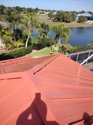 Slide of Expert Roofing Services