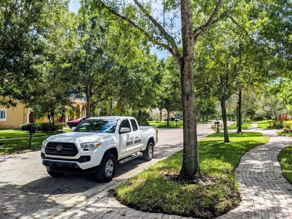 Slide of Expert Roofing Services