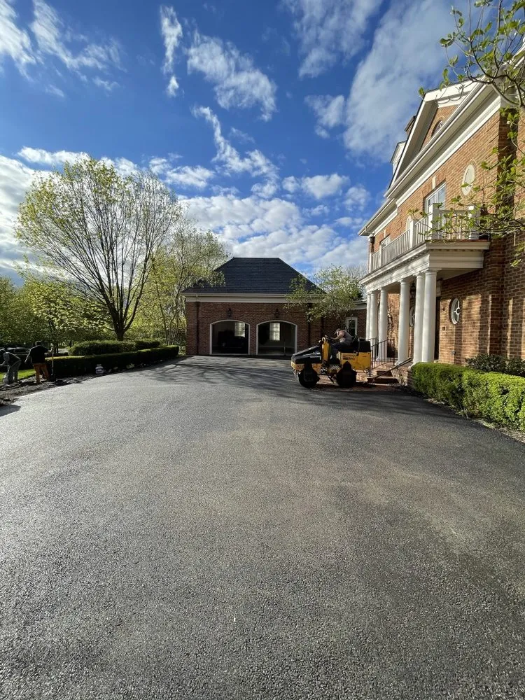 Slide of Expert Roofing Solutions