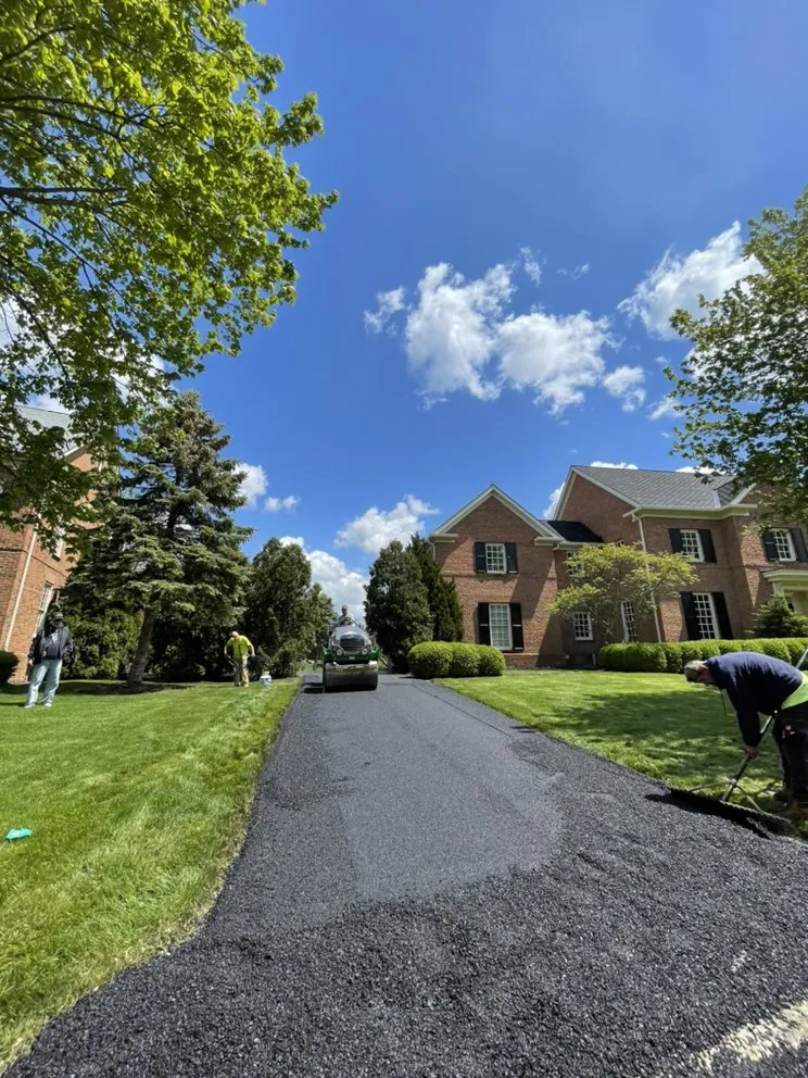 Slide of Expert Roofing Solutions