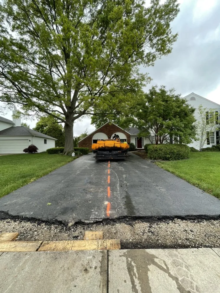 Slide of Expert Roofing Solutions