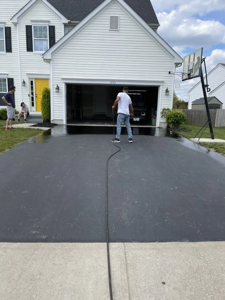 Slide of Expert Roofing Solutions