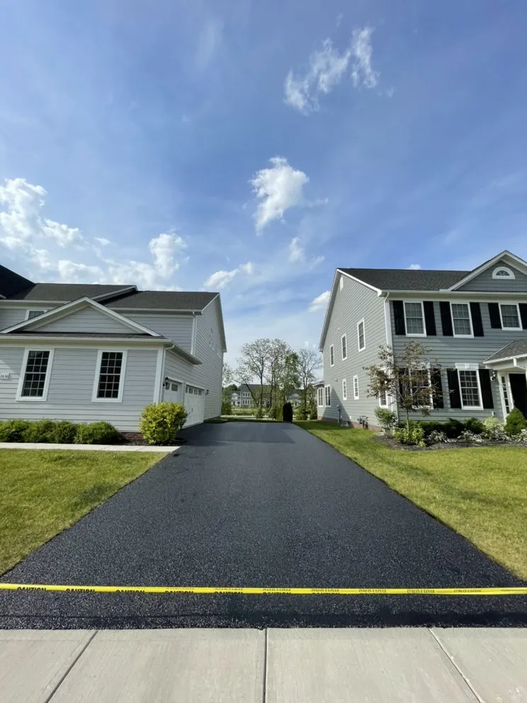 Slide of Expert Roofing Solutions