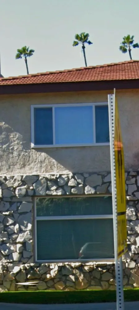 Slide of Expert Solis Roofing