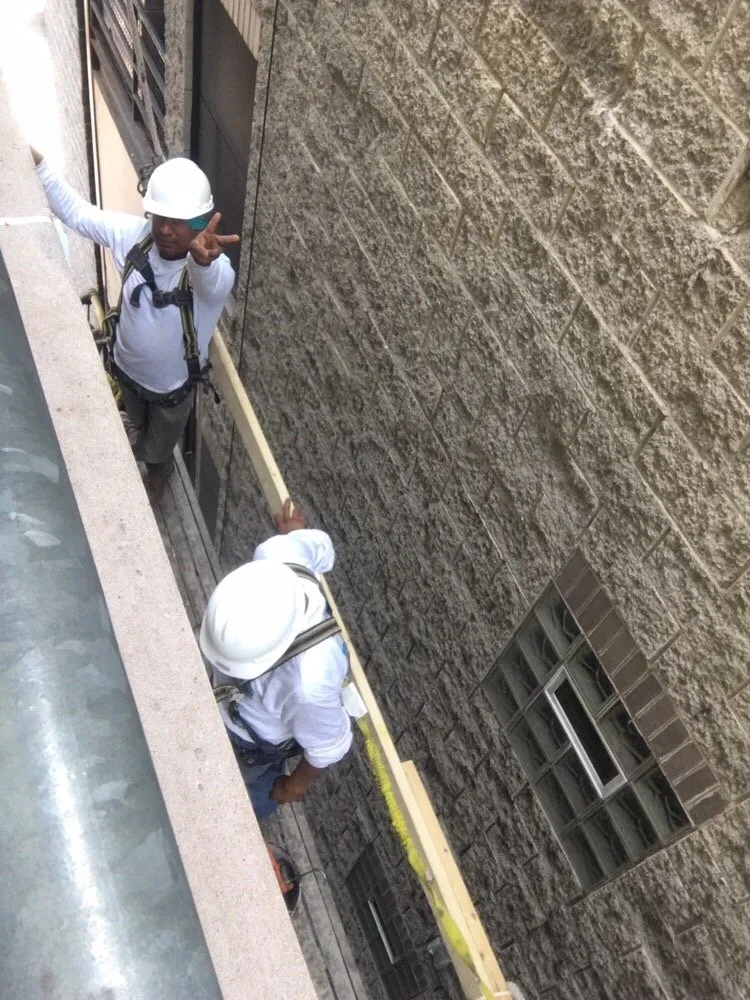 Slide of Expert Super Seal Roofing & Tuckpointing