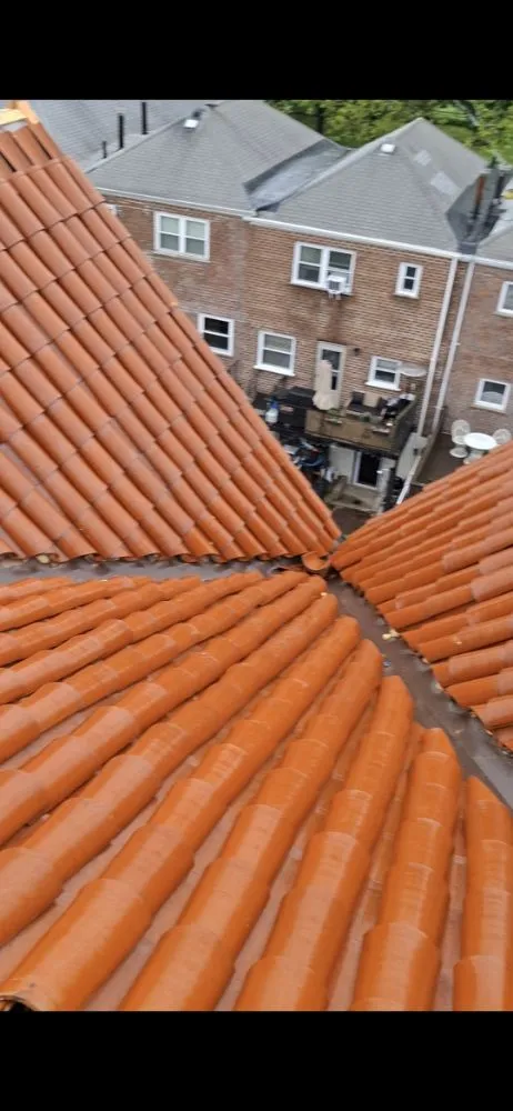 Slide of Experts Roofers