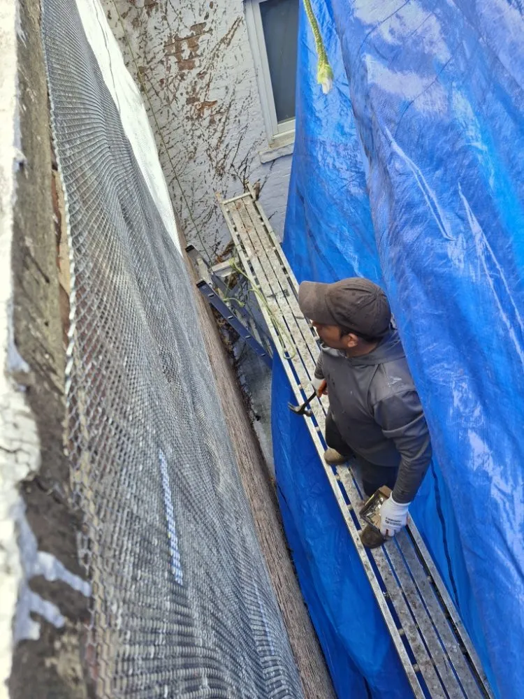 Slide of Experts Roofers