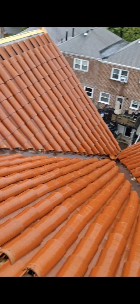 Slide of Experts Roofers