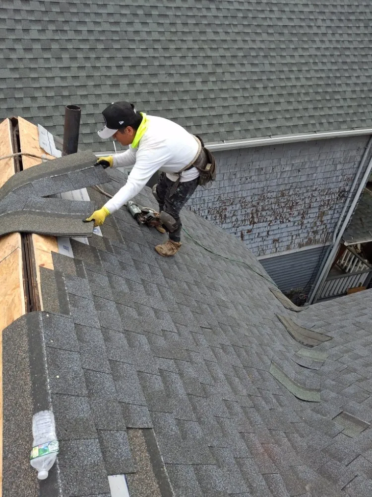 Slide of Experts Roofers