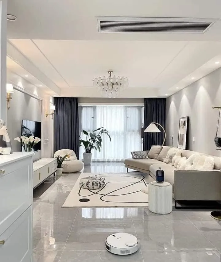 Slide of Expo Contracting