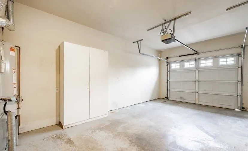 Slide of Expo Contracting